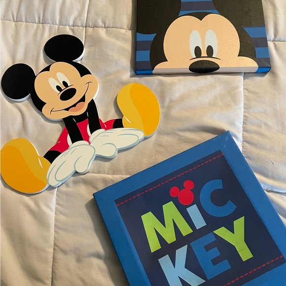 Mickey Mouse Toddler Room Lot - Picture 5 of 6